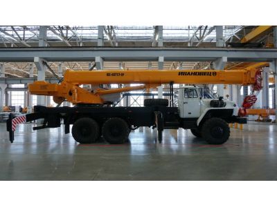 Автокран КС-45717-1Р