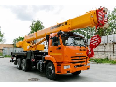 Автокран КС-45717К-1В
