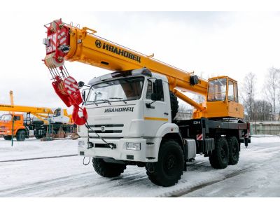 Автокран КС-45717К-3В (стрела 21 м)